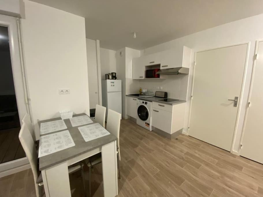 Appartement Aux Portes De Vannes Séné Esterno foto
