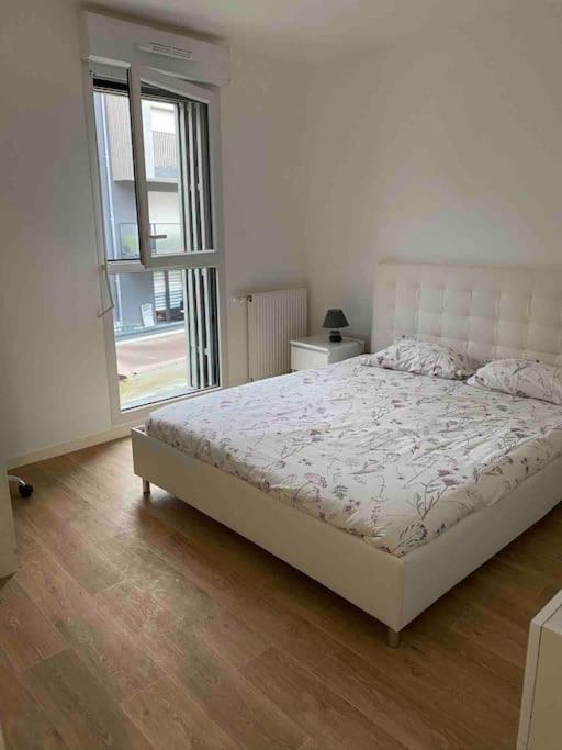 Appartement Aux Portes De Vannes Séné Esterno foto