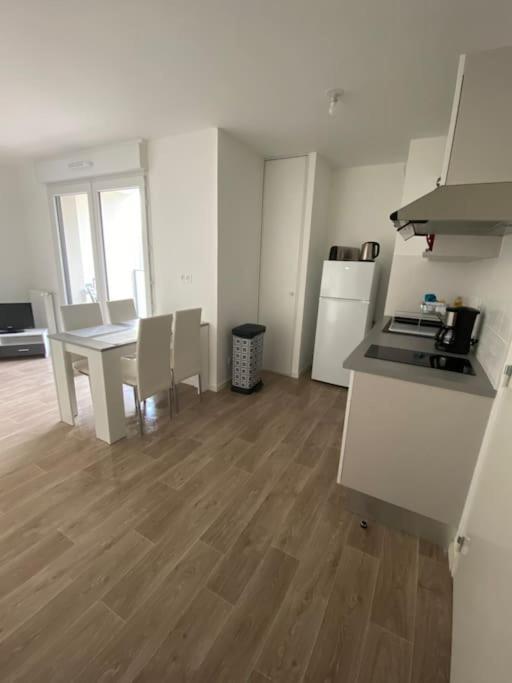 Appartement Aux Portes De Vannes Séné Esterno foto