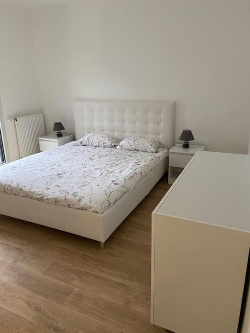 Appartement Aux Portes De Vannes Séné Esterno foto